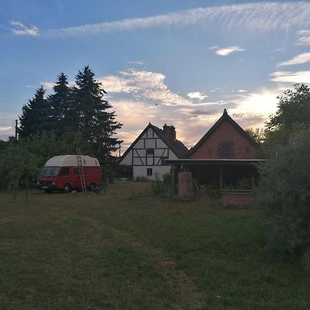 Fischerhaus Galenbeck Bed & Breakfast Exterior foto