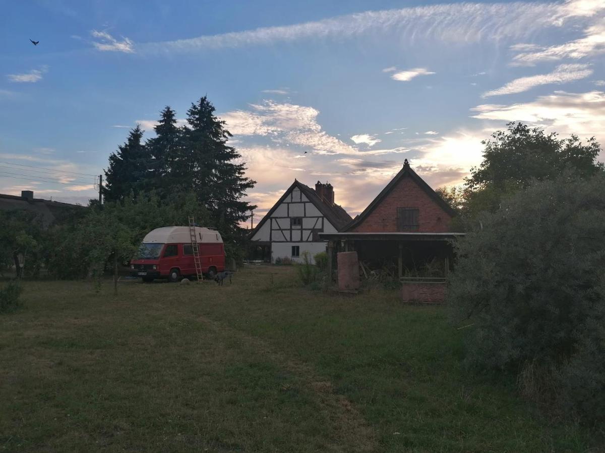 Fischerhaus Galenbeck Bed & Breakfast Exterior foto