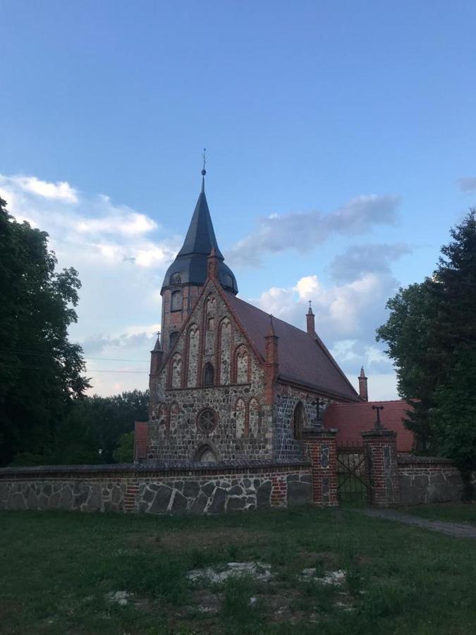 Fischerhaus Galenbeck Bed & Breakfast Exterior foto
